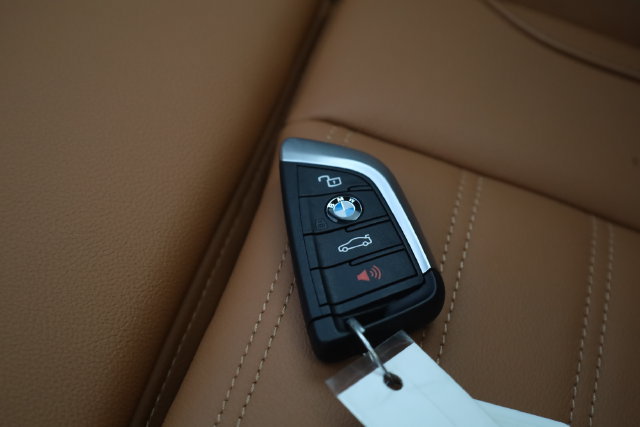 Used 2023 BMW X4 xDrive30i w/ Premium Package AWD/4WD image 28