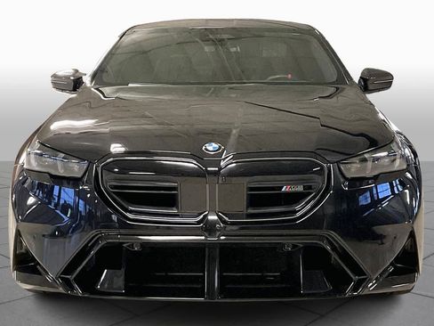 Used 2026 BMW M5 w/ Carbon Package image 3