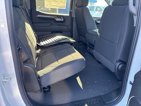 New 2025 Chevrolet Silverado 1500 LT image 15