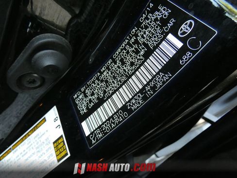 Used 2014 Toyota Prius Four w/ Solar Roof Package FWD image 76