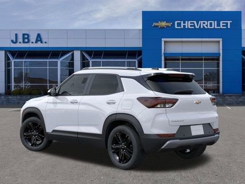 New 2026 Chevrolet TrailBlazer LT image 3