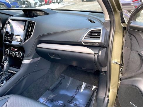 Certified 2023 Subaru Forester Limited image 17