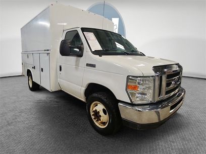Used 2017 Ford E-350 and Econoline 350 Super Duty w/ Power Windows & Locks Group