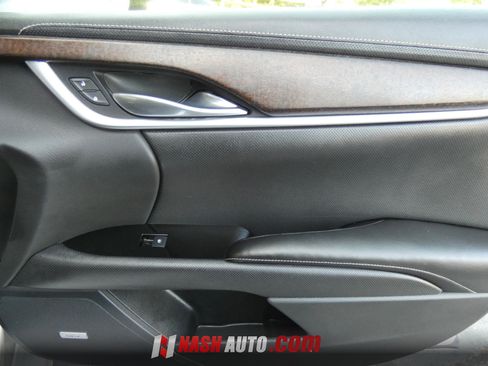 Used 2019 Cadillac XTS Luxury FWD image 35