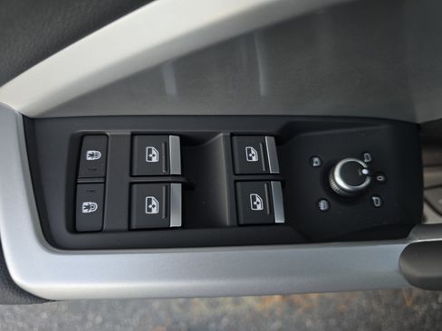 New 2025 Audi Q3 2.0T Premium image 27