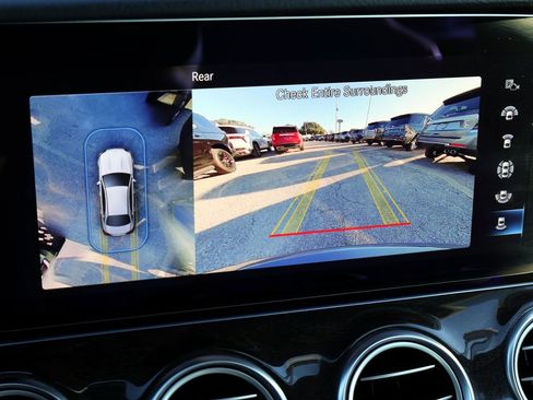 Used 2021 Mercedes-Benz E 350 E 350 image 28