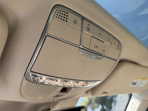 Used 2019 Mercedes-Benz S 450 Sedan image 42