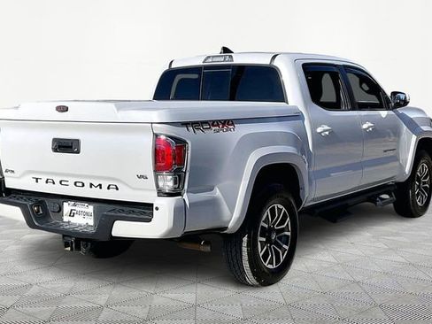 Used 2022 Toyota Tacoma SR image 5
