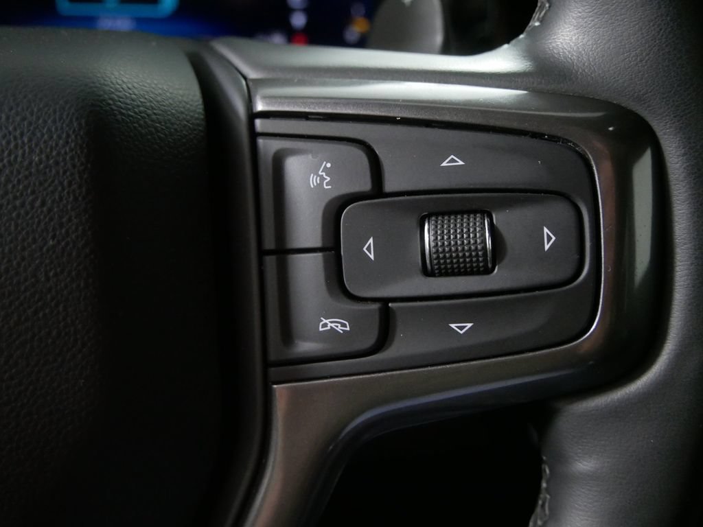 Used 2024 Chevrolet Silverado 1500 High Country w/ High Country Premium Package AWD/4WD image 26