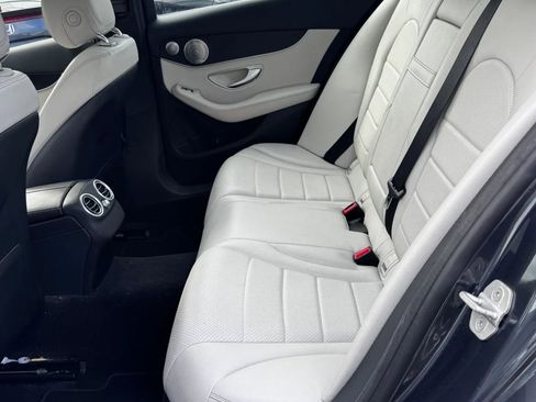 Used 2016 Mercedes-Benz C 300 4MATIC Sedan image 15