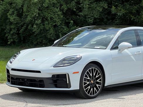 Certified 2026 Porsche Panamera 4 AWD/4WD image 12