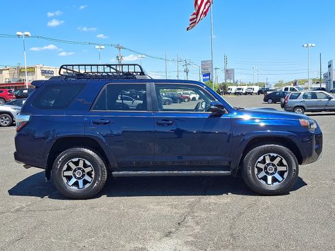 Used 2023 Toyota 4Runner TRD Off-Road Premium w/ Off Road Premium Plus Package AWD/4WD image 8