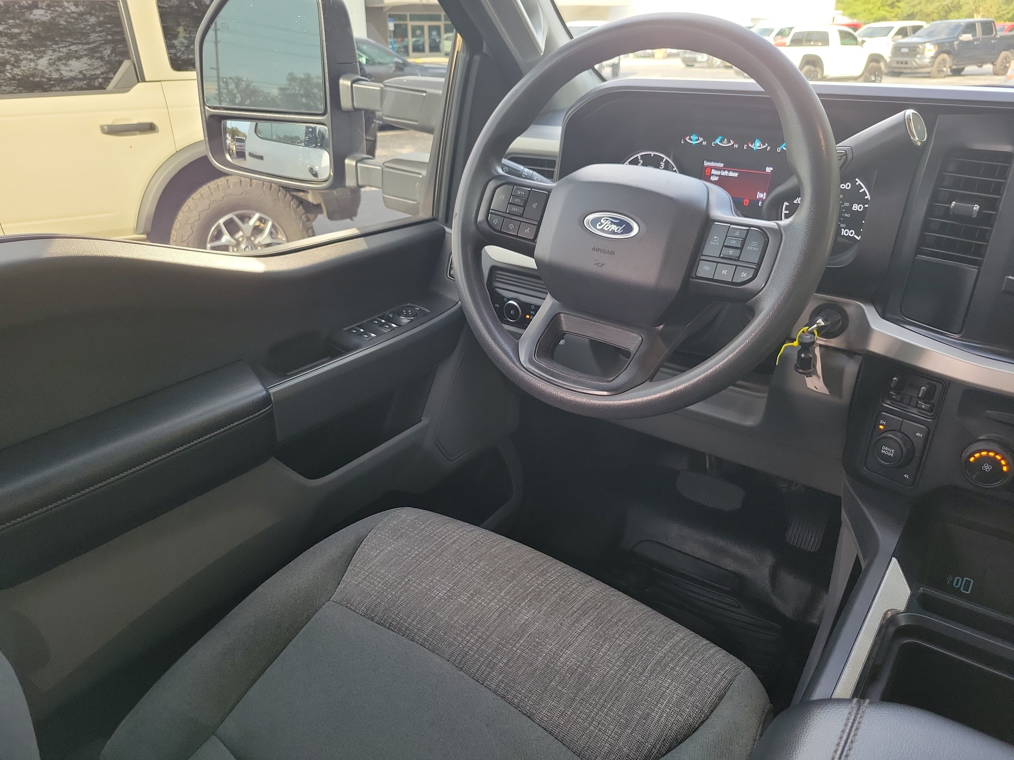 Used 2024 Ford F350 XLT w/ FX4 Off-Road Package AWD/4WD image 25