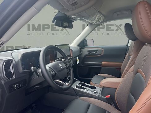 Used 2025 Ford Bronco Sport Outer Banks w/ Outer Banks Tech Package+ image 9