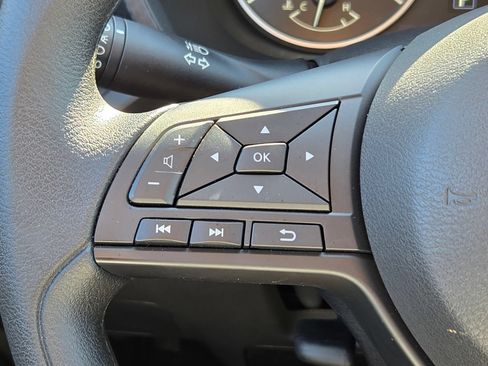 Used 2025 Nissan Sentra S FWD image 32
