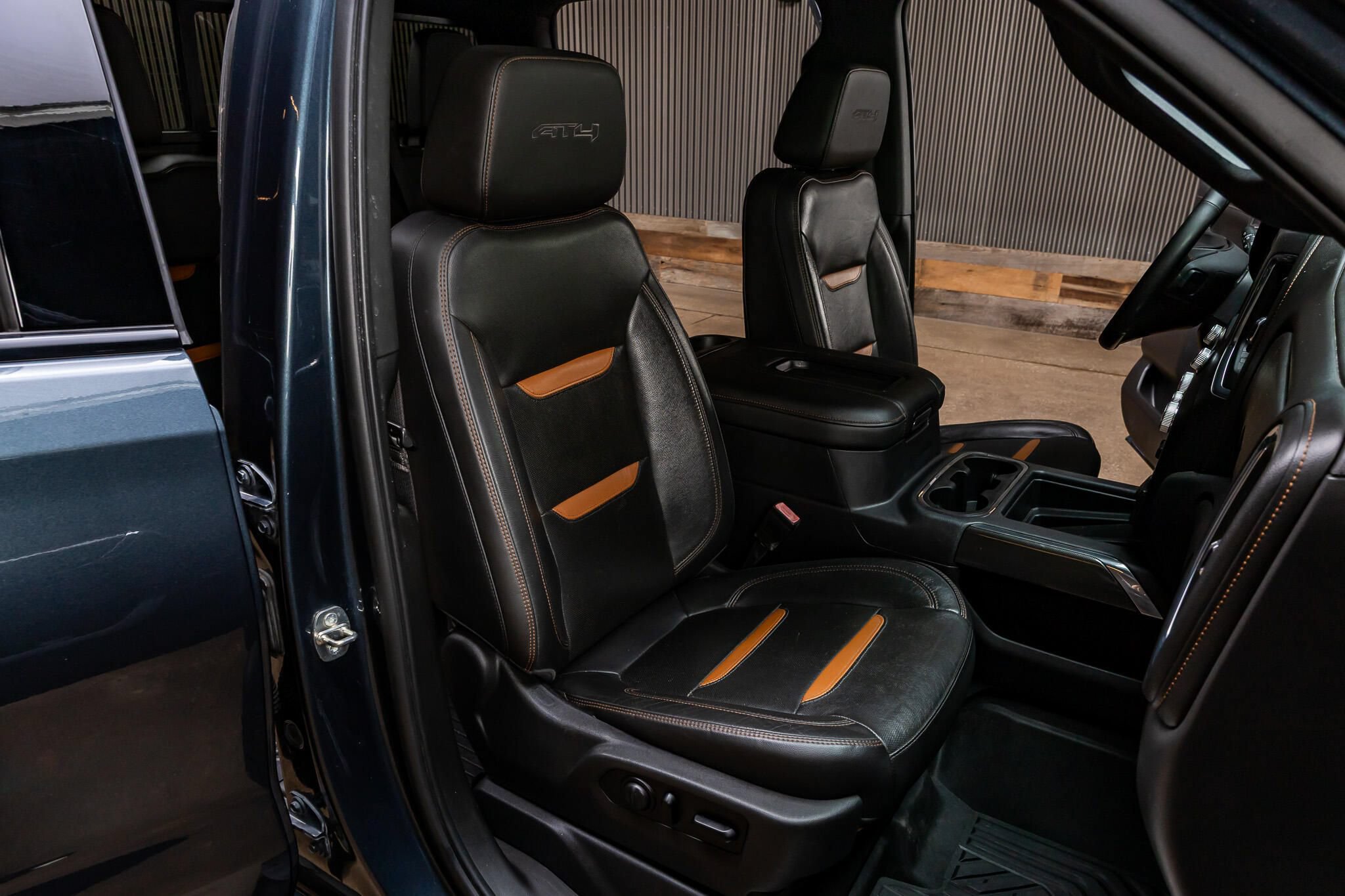 Used 2020 GMC Sierra 1500 AT4 w/ AT4 Premium Package AWD/4WD image 29