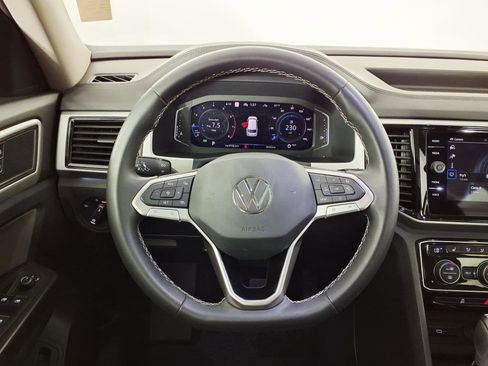 Used 2023 Volkswagen Atlas SEL image 16