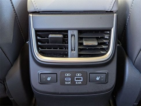 Certified 2025 Subaru Outback Limited image 30