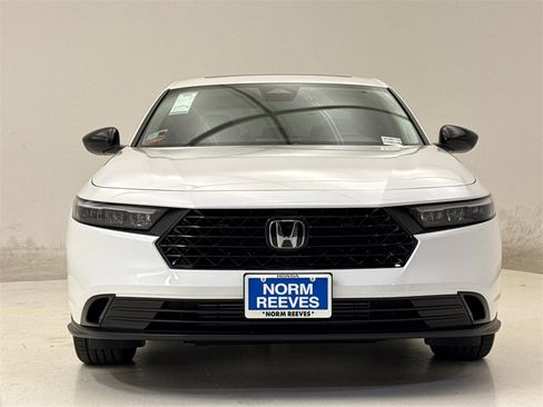 New 2025 Honda Accord SE image 3