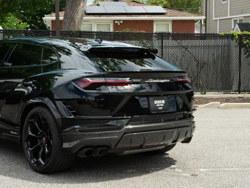 Used 2024 Lamborghini Urus Performante AWD/4WD image 46