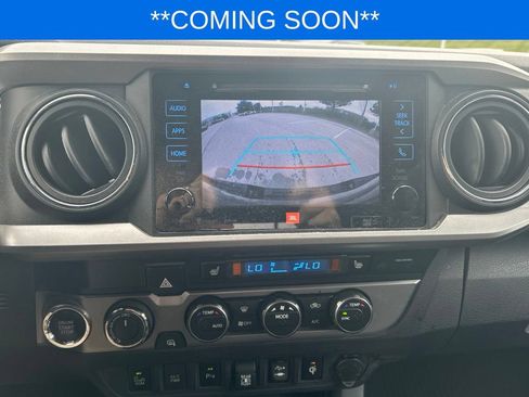 Used 2019 Toyota Tacoma Limited AWD/4WD image 13