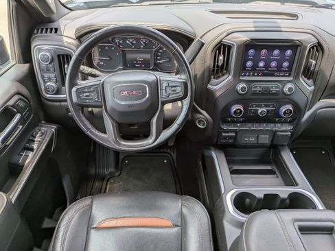 Used 2022 GMC Sierra 2500 AT4 AWD/4WD image 16