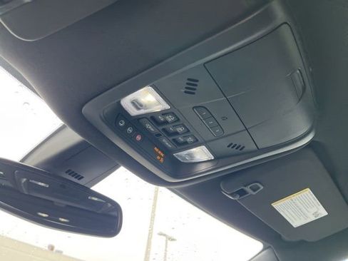 Used 2023 Buick Enclave Essence w/ Experience Buick Package image 19