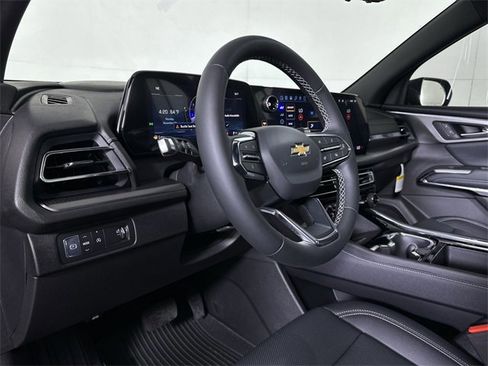 New 2026 Chevrolet Traverse LT w/ Sun and Wheel Package image 10