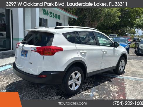 Used 2013 Toyota RAV4 XLE FWD image 11