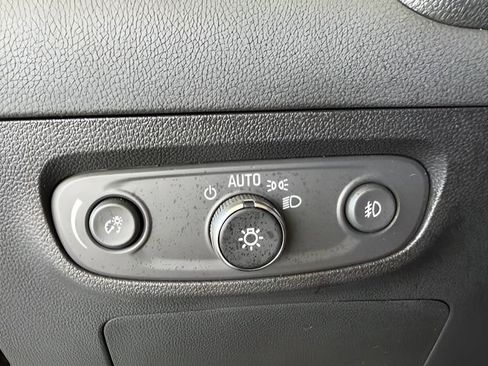 Used 2023 Buick Encore GX Select image 12