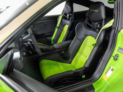 Used 2019 Porsche 911 GT3 RS image 5