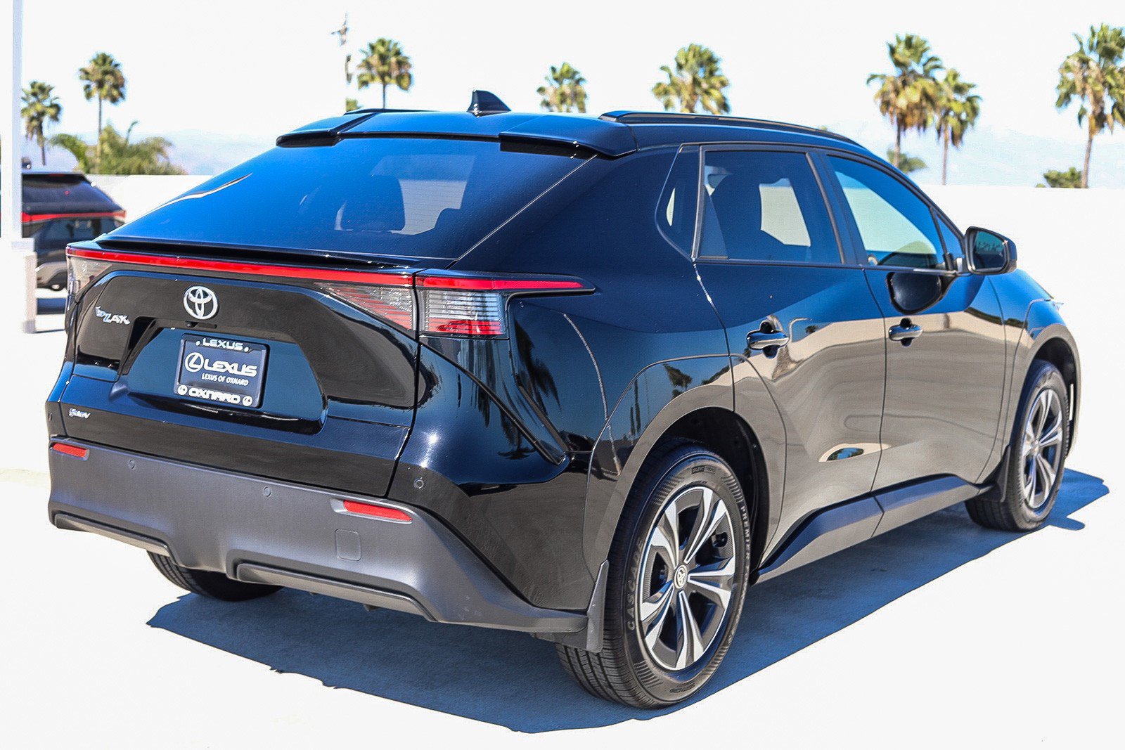 Used 2025 Toyota bZ4X FWD w/ Weather Package image 7