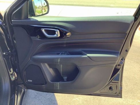 New 2025 Jeep Compass Trailhawk w/ Sun & Sound Group image 38