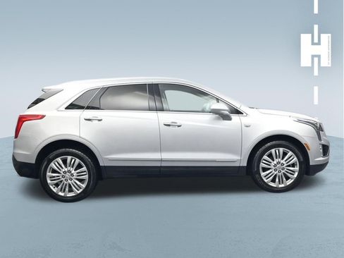 Used 2019 Cadillac XT5 Premium Luxury image 3