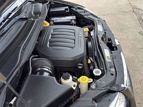 Used 2014 Dodge Grand Caravan R/T w/ Driver Convenience Group FWD image 22