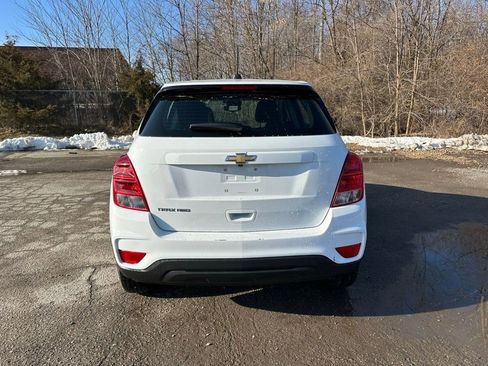 Used 2018 Chevrolet Trax LS image 4