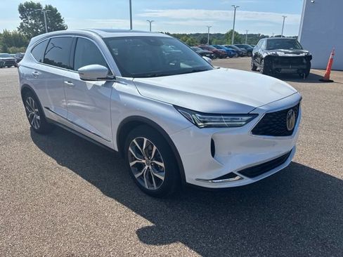 Used 2024 Acura MDX SH-AWD w/ Technology Package image 2
