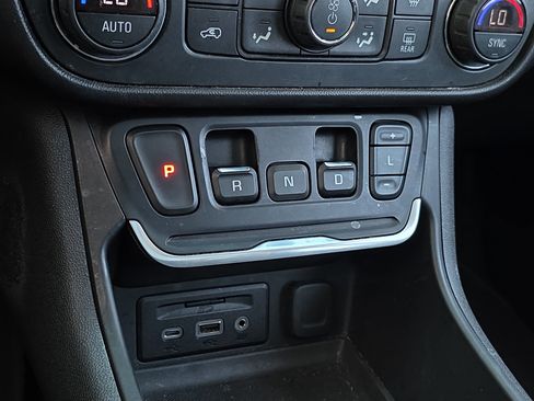 Used 2019 GMC Terrain Denali w/ Driver Alert Package II image 24