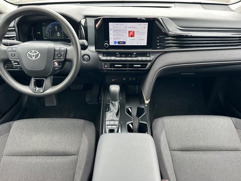 Certified 2025 Toyota Camry LE FWD image 13
