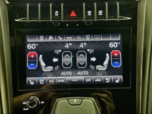 Used 2023 Lamborghini Urus S AWD/4WD image 16