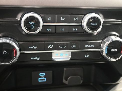 Certified 2024 Ford F150 XLT AWD/4WD image 12