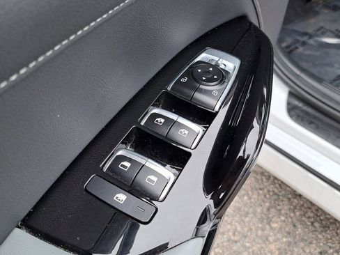 Used 2023 Kia K5 EX image 22