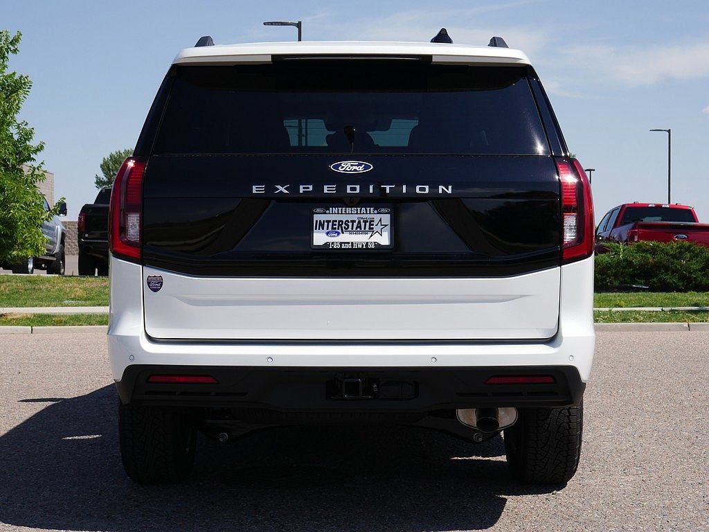 New 2027 Ford Expedition Active AWD/4WD image 4