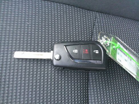 Used 2025 Toyota RAV4 LE image 38