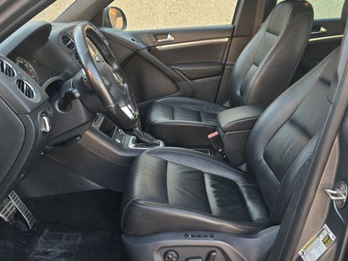 Used 2014 Volkswagen Tiguan R-Line image 14
