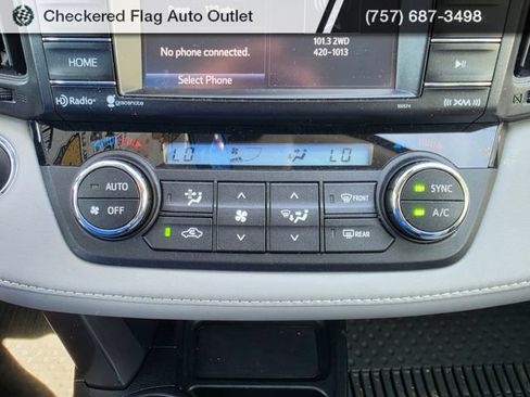 Used 2018 Toyota RAV4 XLE FWD image 15