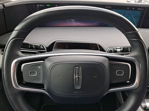 Certified 2025 Lincoln Nautilus Premier AWD/4WD image 20