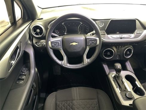 Certified 2020 Chevrolet Blazer LT image 14
