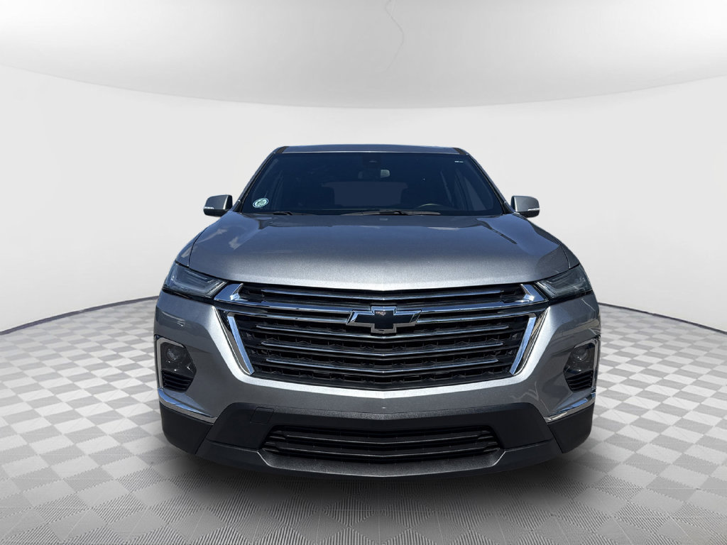 Used 2023 Chevrolet Traverse LT FWD image 4