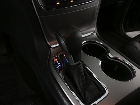 Used 2018 Jeep Grand Cherokee Limited RWD image 15